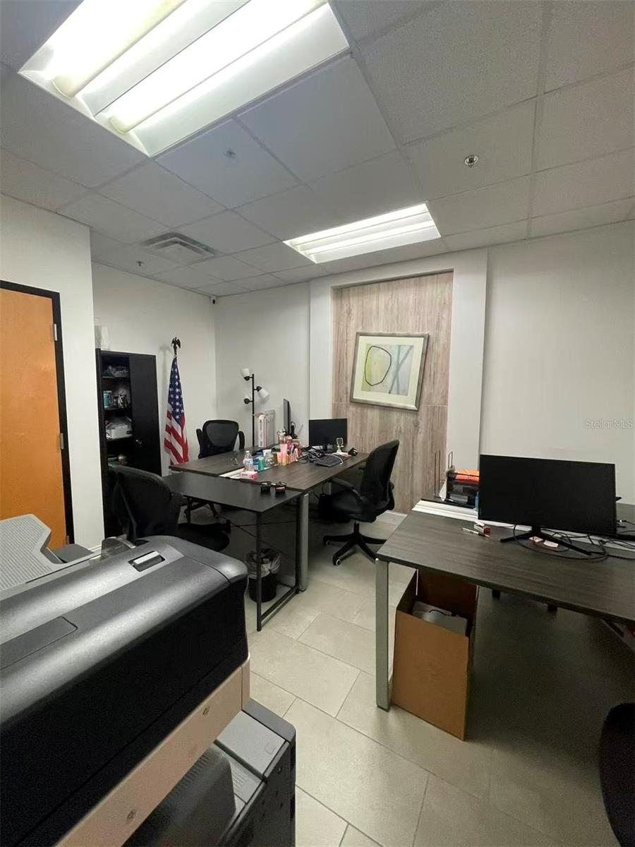 7075 KINGSPOINTE PKWY #9, ORLANDO, FL, 32819