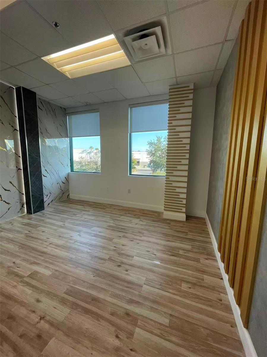 7075 KINGSPOINTE PKWY #9, ORLANDO, FL, 32819