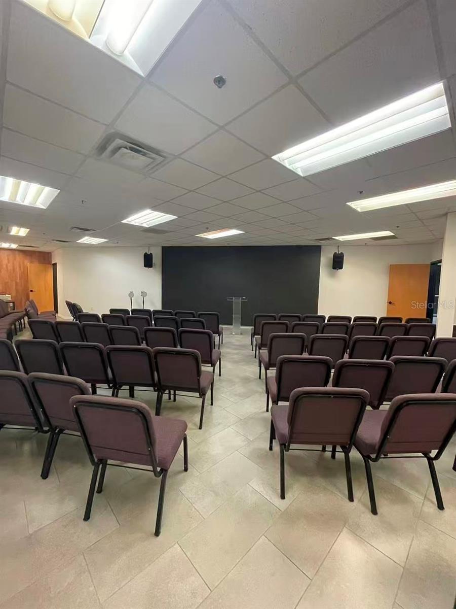 7075 KINGSPOINTE PKWY #9, ORLANDO, FL, 32819