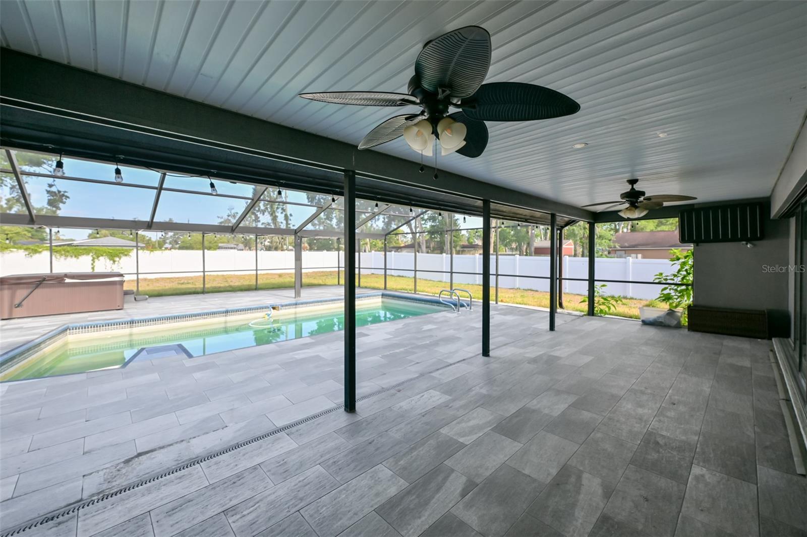2701 HERNDON ST, VALRICO, FL, 33596