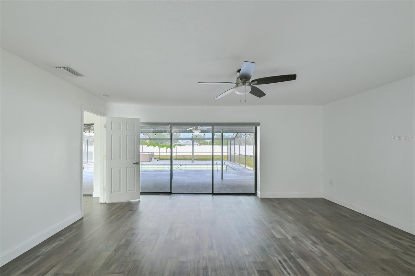 2701 HERNDON ST, VALRICO, FL, 33596