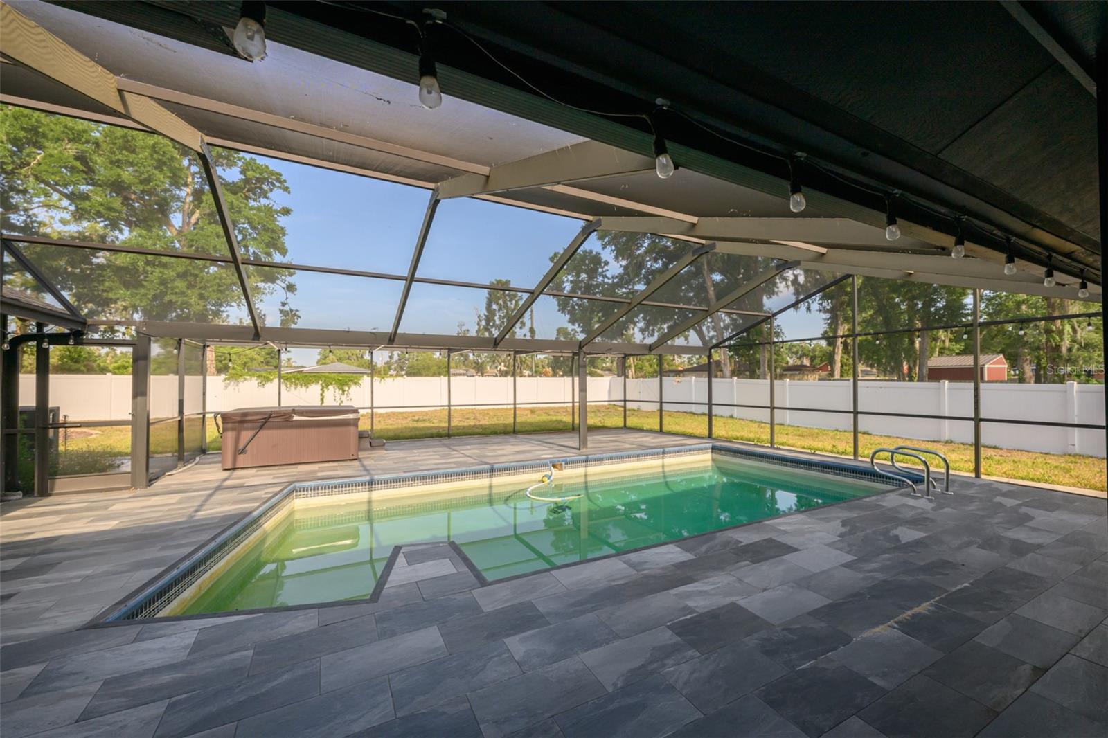 2701 HERNDON ST, VALRICO, FL, 33596