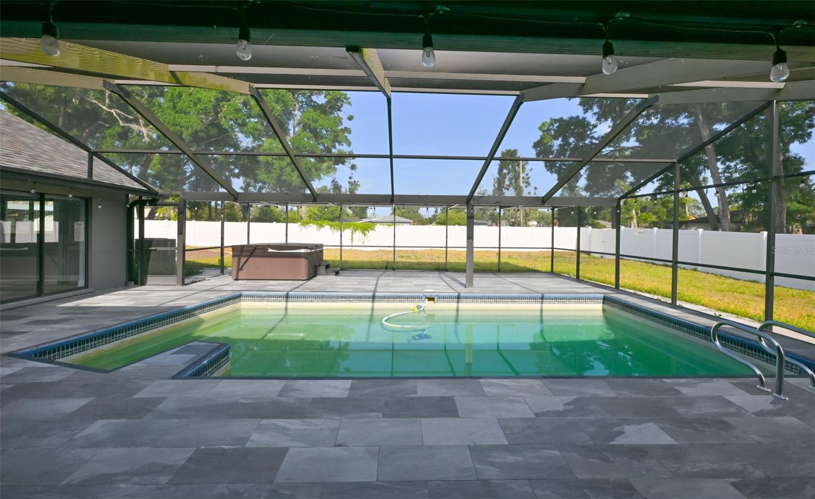 2701 HERNDON ST, VALRICO, FL, 33596