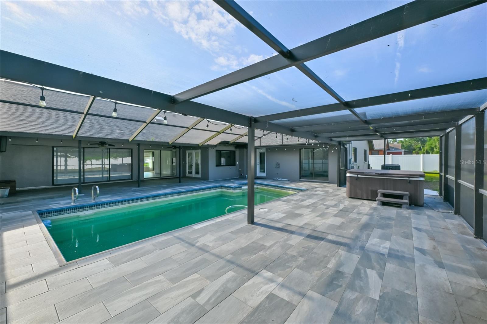 2701 HERNDON ST, VALRICO, FL, 33596