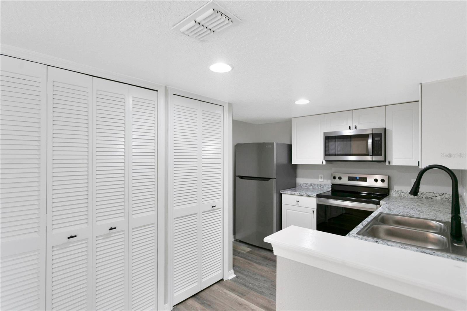 8810 GRAND PALMS CIR #A, KISSIMMEE, FL, 34747
