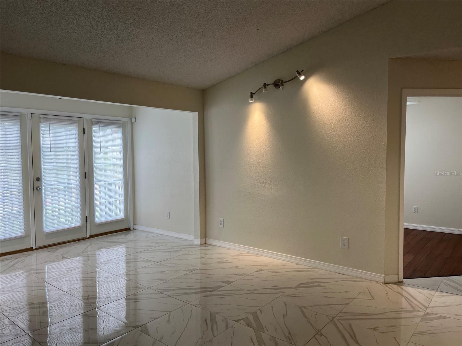 232 AFTON SQ #201, ALTAMONTE SPRINGS, FL, 32714