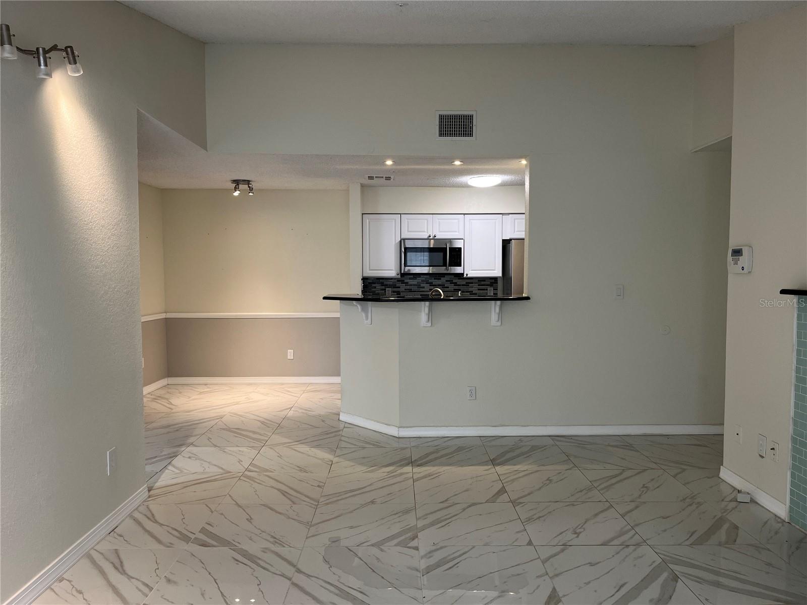 232 AFTON SQ #201, ALTAMONTE SPRINGS, FL, 32714