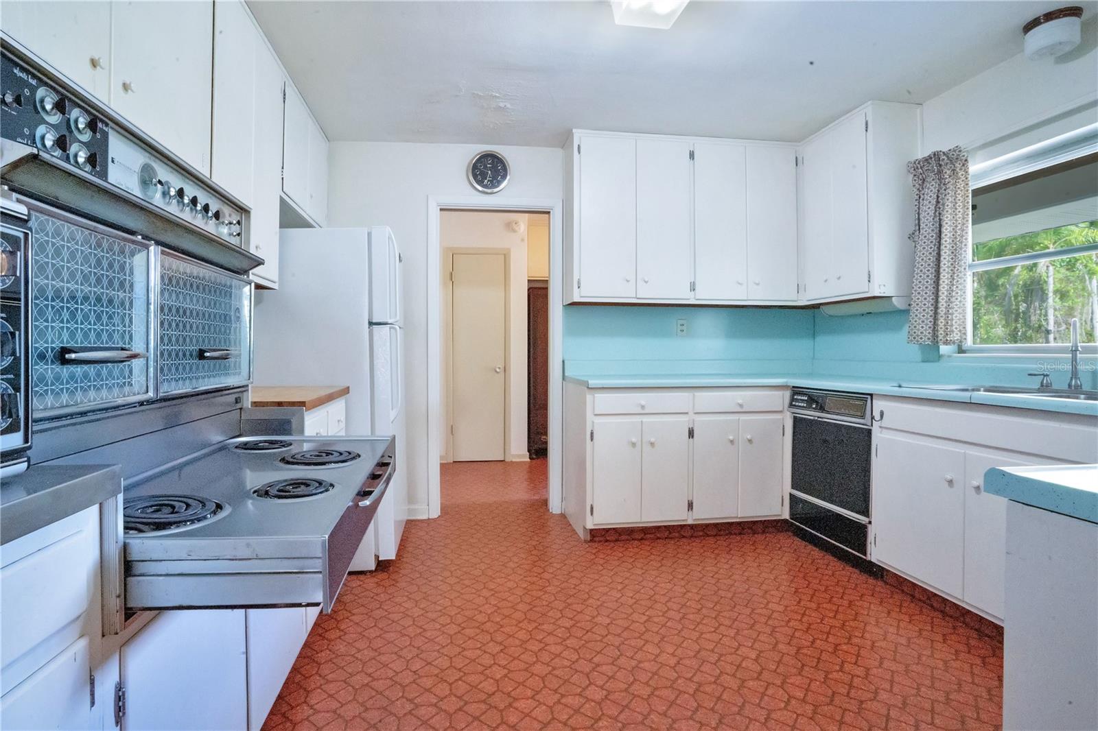 3640 BELMONTE DR, INDIAN LAKE ESTATES, FL, 33855