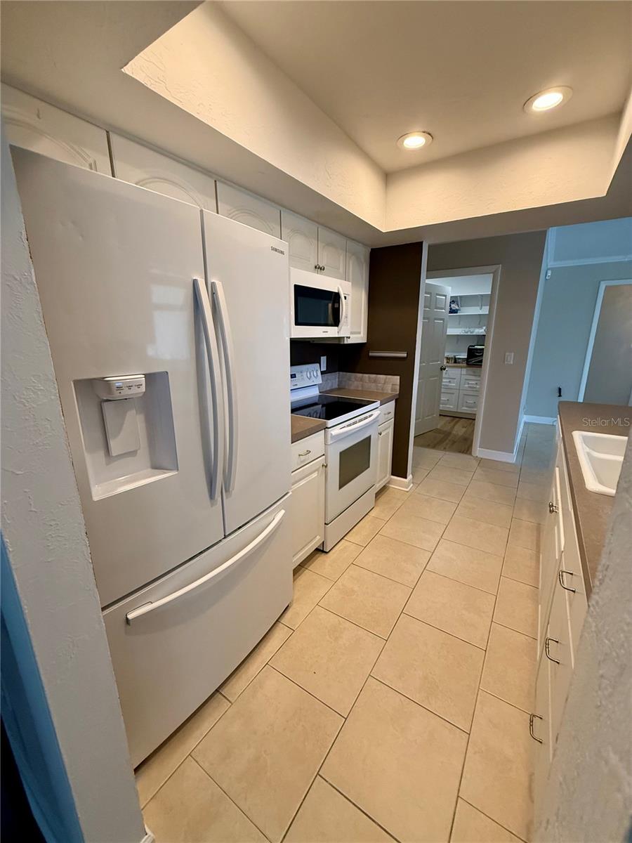 2729 NODOSA DRIVE, SARASOTA, FL, 34232