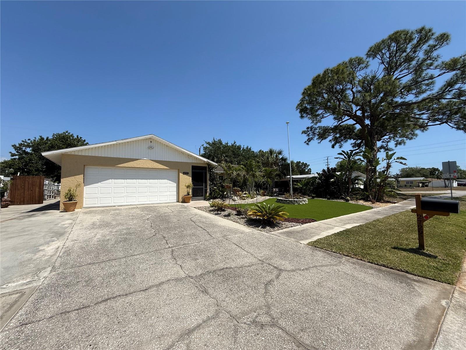 2729 NODOSA DRIVE, SARASOTA, FL, 34232