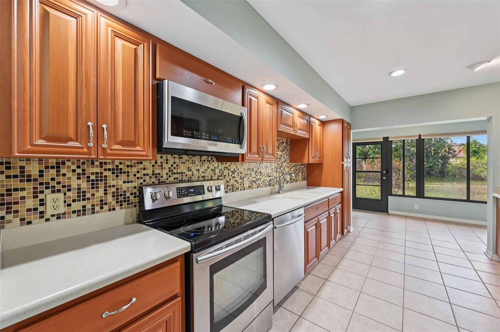 227 SOUTHAMPTON DR #289, VENICE, FL, 34293
