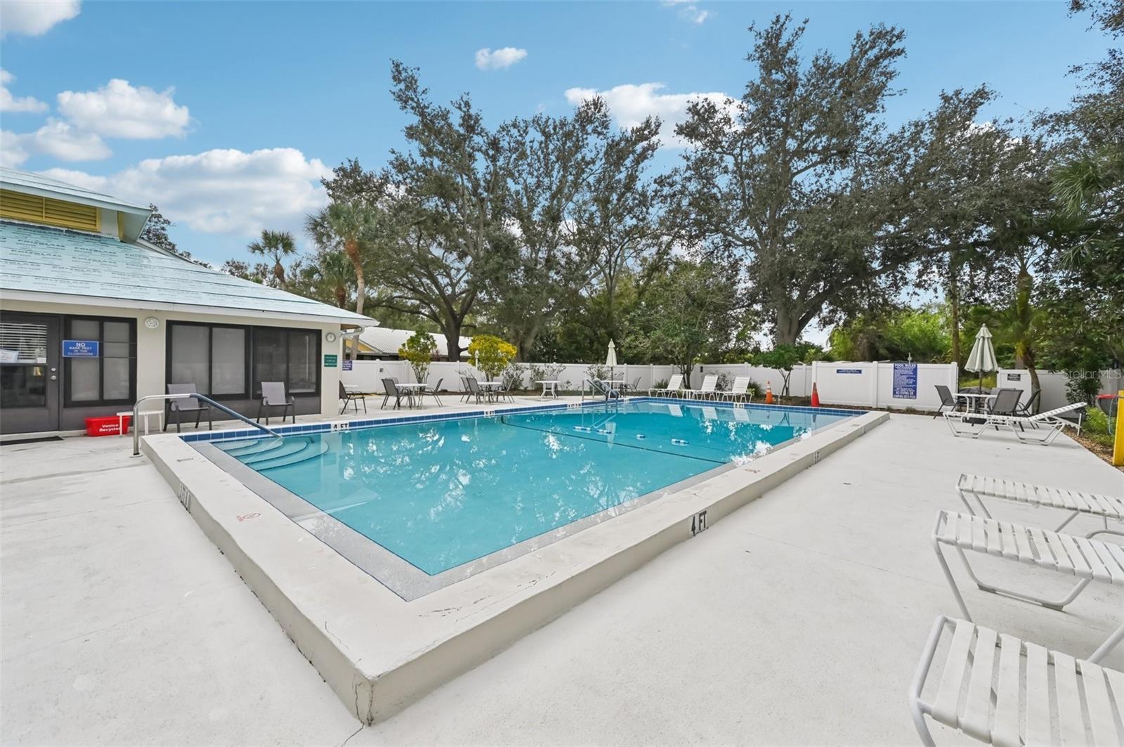 227 SOUTHAMPTON DR #289, VENICE, FL, 34293