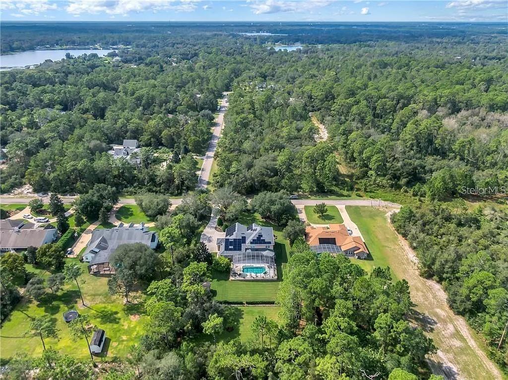 2660 WINNEMISSETT OAKS DR, DELAND, FL, 32724