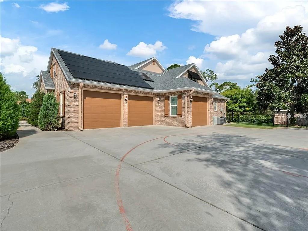 2660 WINNEMISSETT OAKS DR, DELAND, FL, 32724