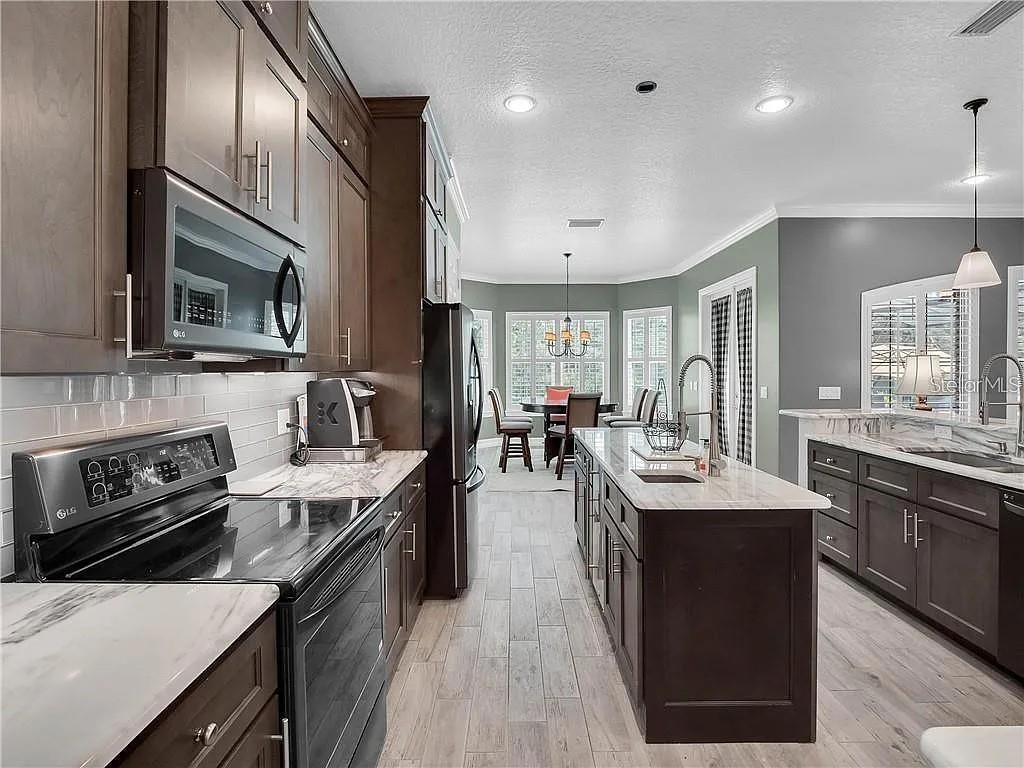 2660 WINNEMISSETT OAKS DR, DELAND, FL, 32724
