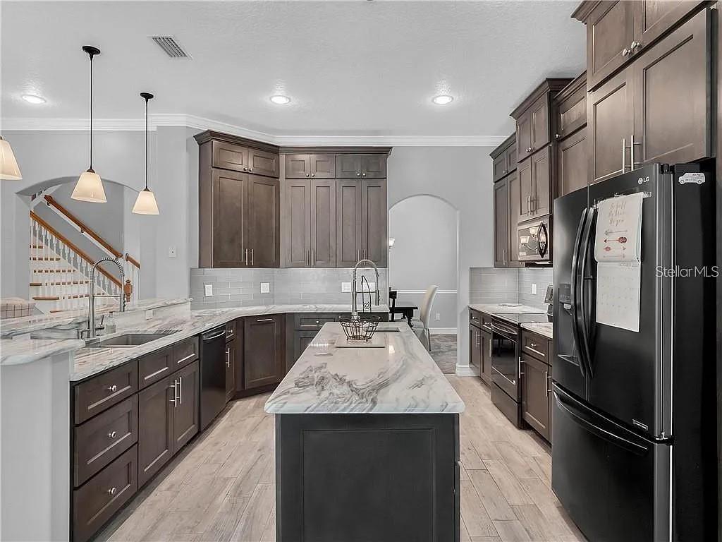 2660 WINNEMISSETT OAKS DR, DELAND, FL, 32724