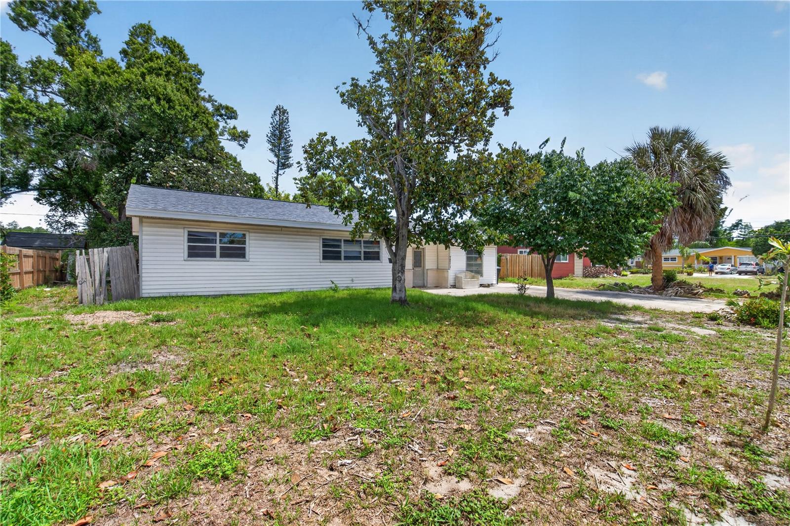 7211 LYNNWOOD AVE N, ST PETERSBURG, FL, 33710
