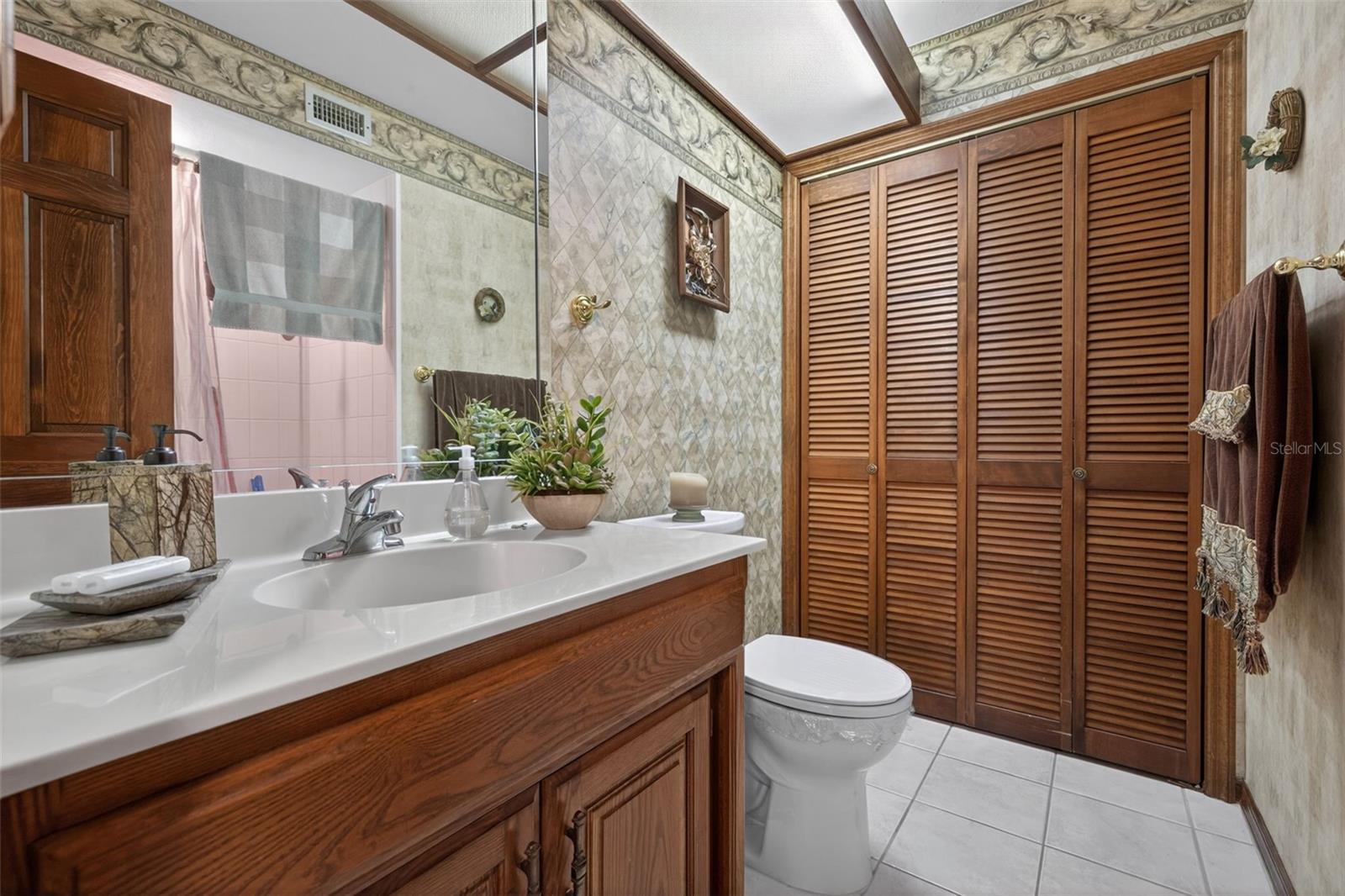 6072 HUNTINGTON WOODS DR #17, NAPLES, FL, 34112