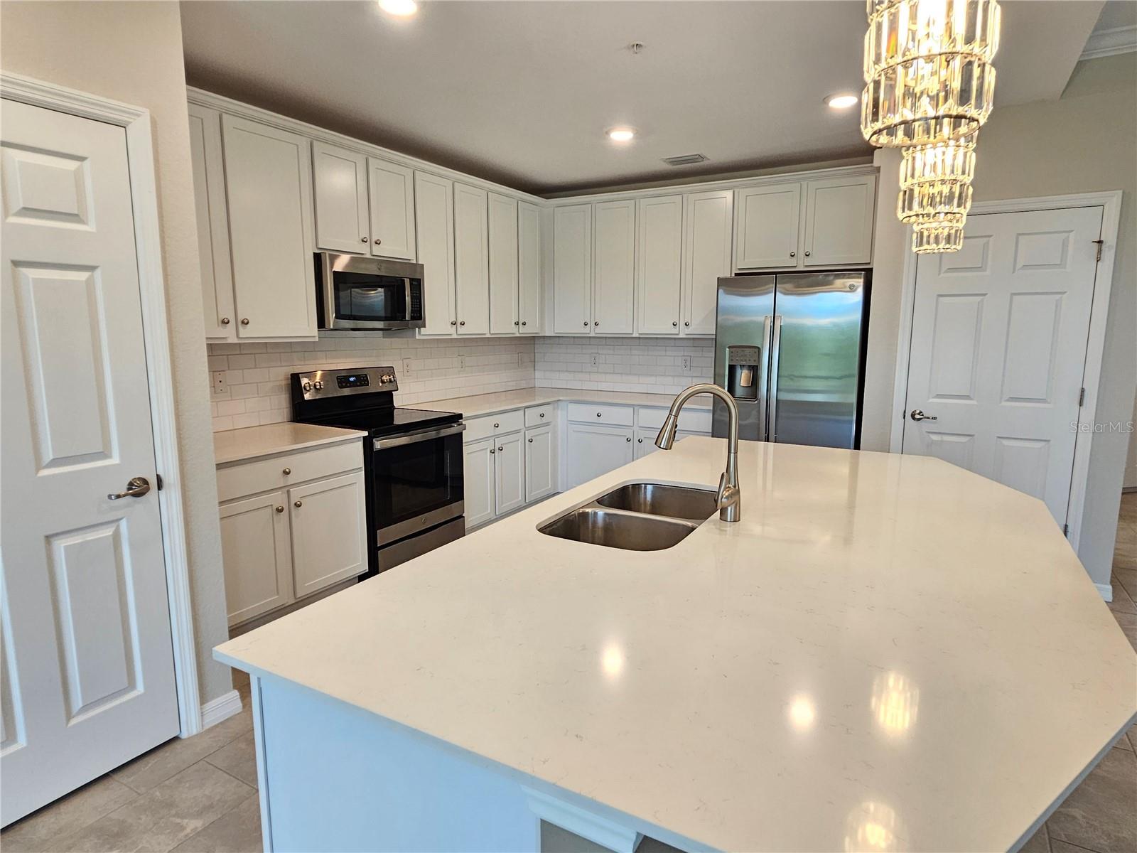 10027 CROOKED CREEK DR #101, VENICE, FL, 34293