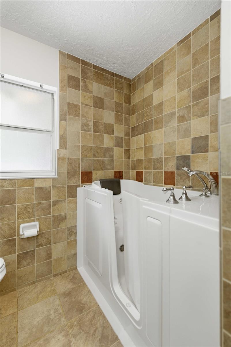 2415 NE 59TH PL, OCALA, FL, 34479