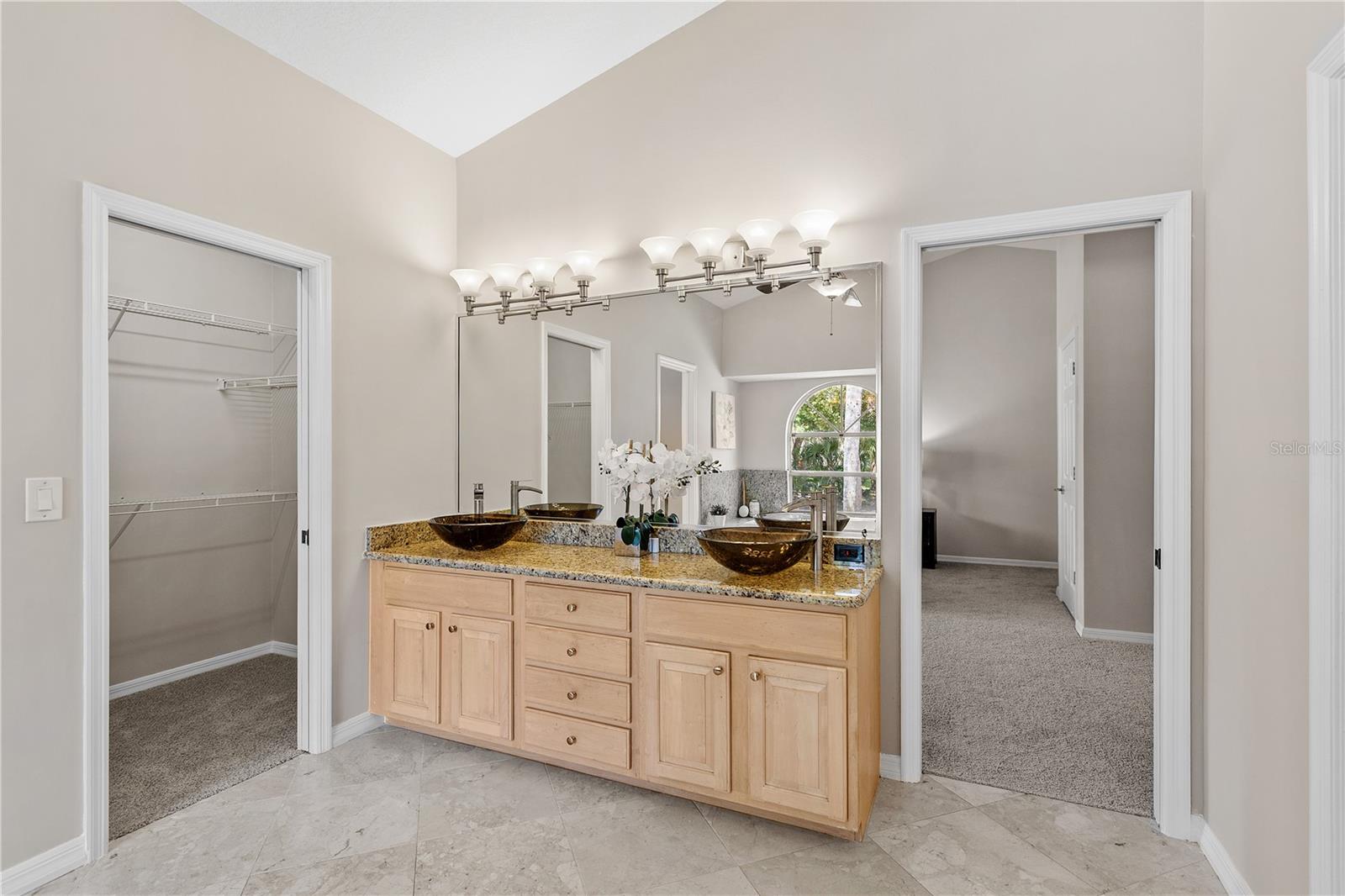 690 OAK HOLLOW WAY, ALTAMONTE SPRINGS, FL, 32714