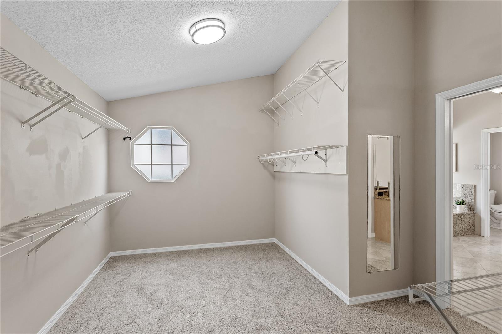 690 OAK HOLLOW WAY, ALTAMONTE SPRINGS, FL, 32714