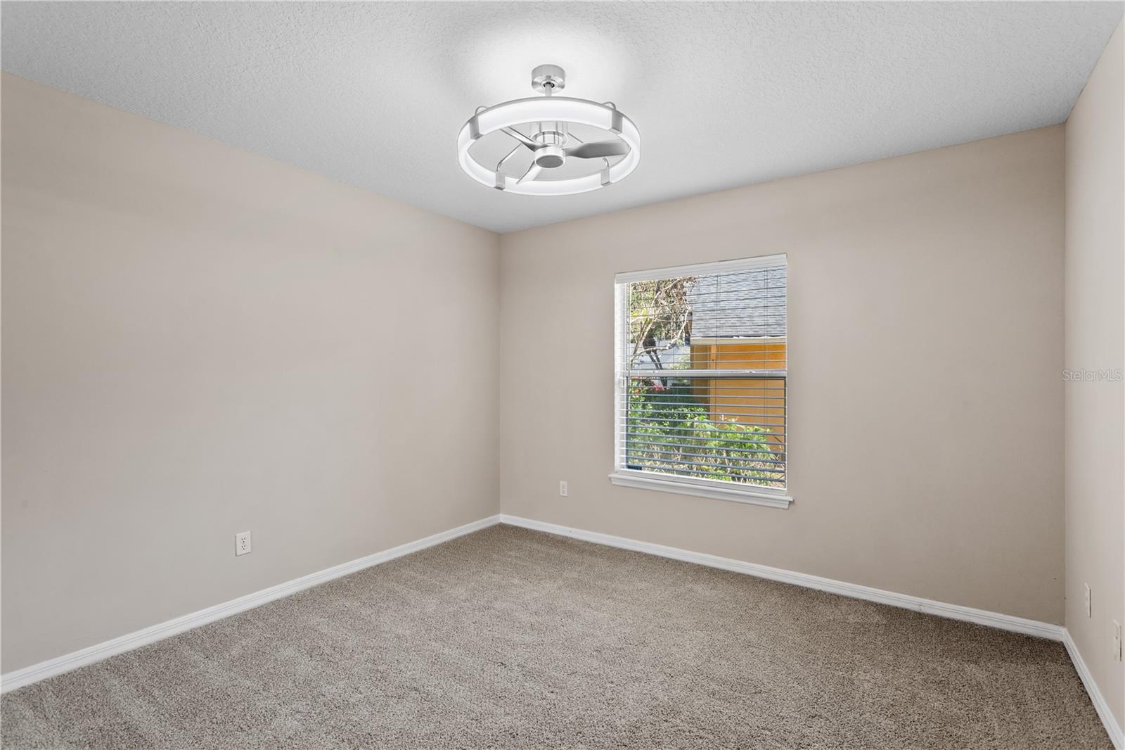 690 OAK HOLLOW WAY, ALTAMONTE SPRINGS, FL, 32714