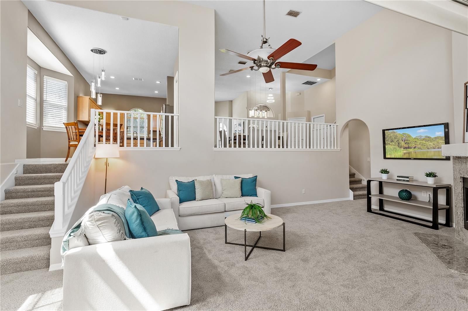 690 OAK HOLLOW WAY, ALTAMONTE SPRINGS, FL, 32714