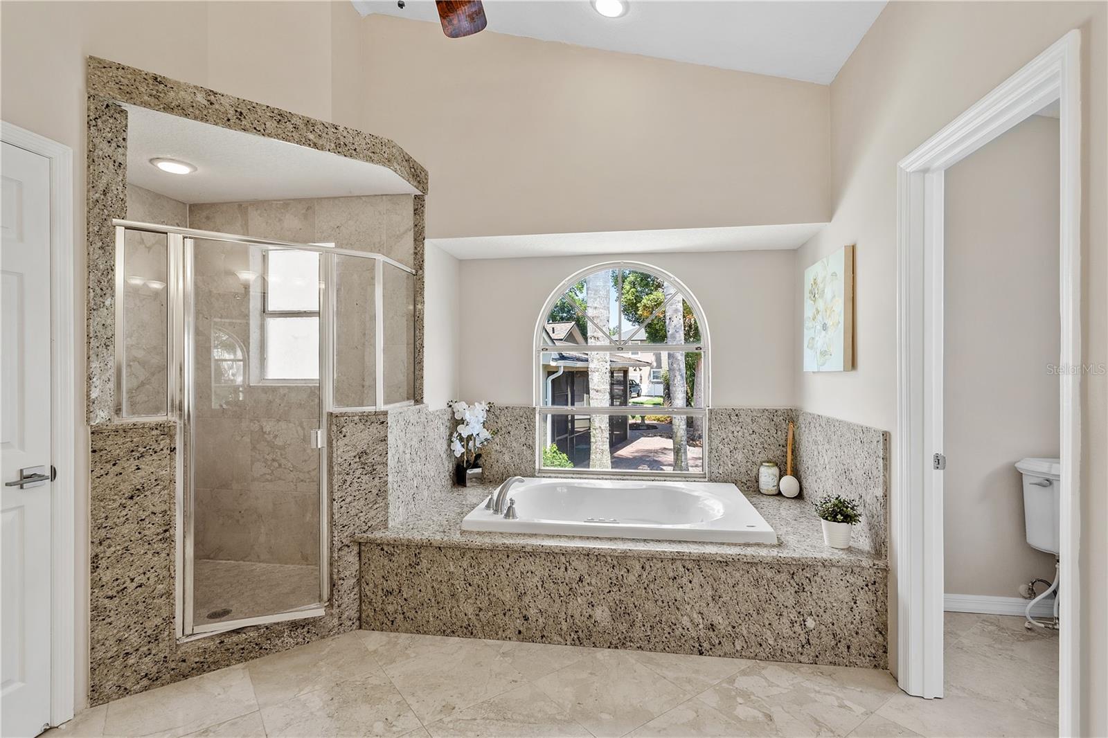 690 OAK HOLLOW WAY, ALTAMONTE SPRINGS, FL, 32714