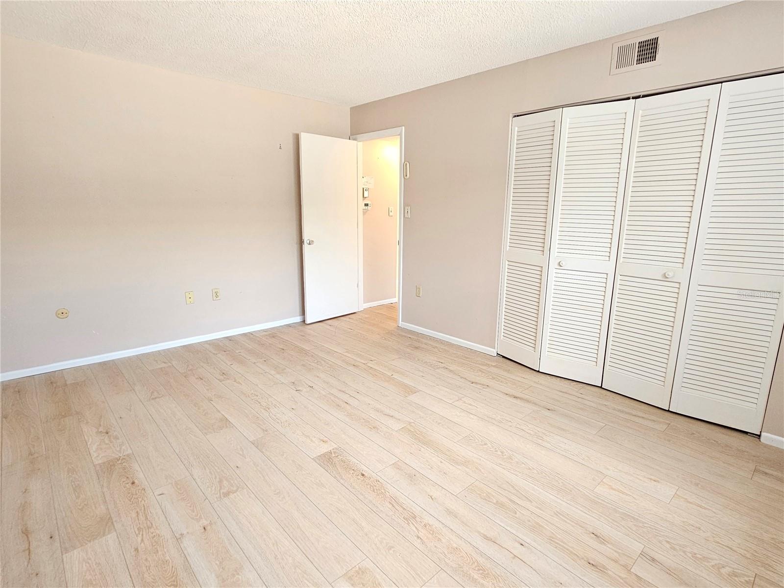 509 W VENICE AVE #102, VENICE, FL, 34285