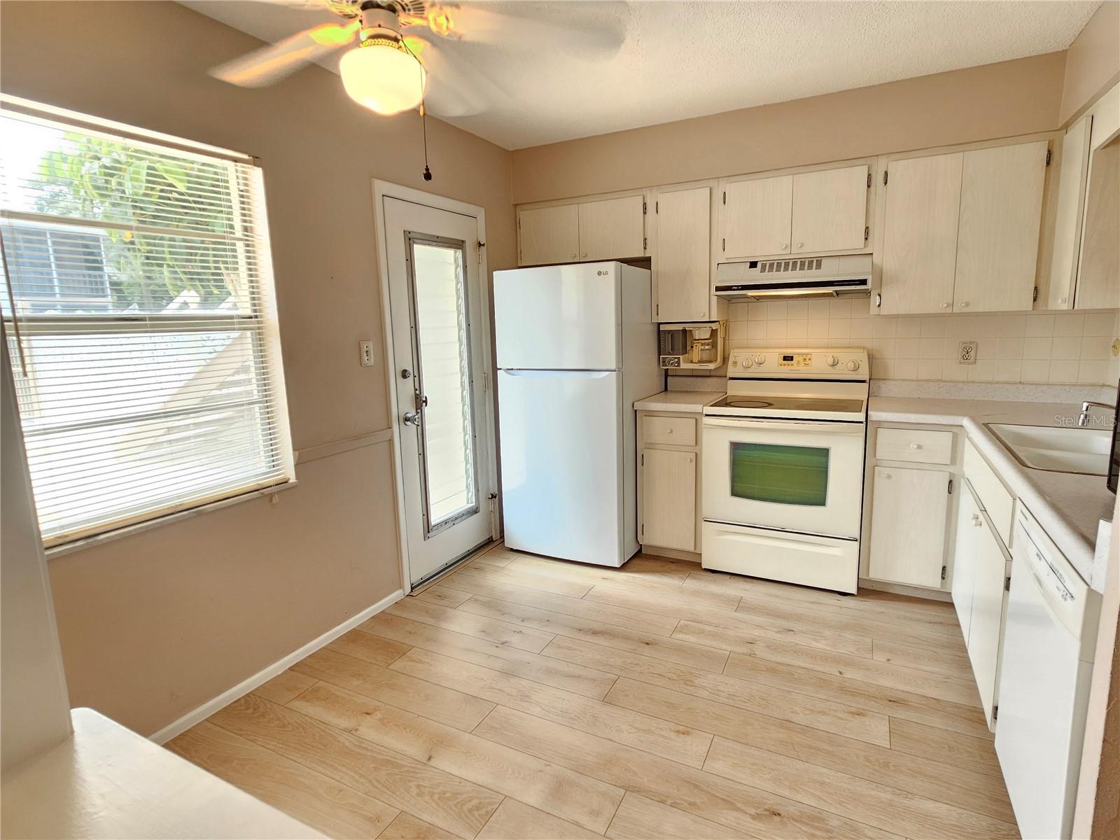 509 W VENICE AVE #102, VENICE, FL, 34285