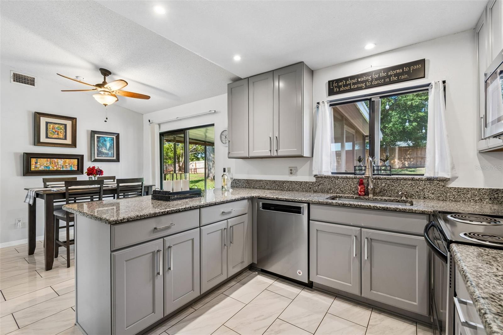8425 SAINT GILES CT, ZEPHYRHILLS, FL, 33541