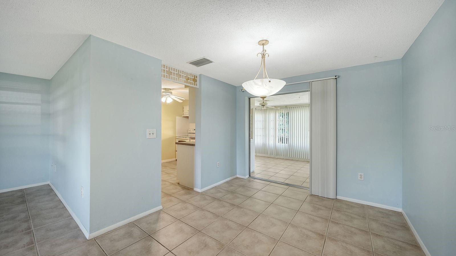2822 SAFE HARBOR CIR, SARASOTA, FL, 34231