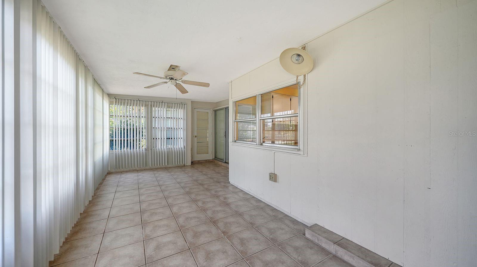2822 SAFE HARBOR CIR, SARASOTA, FL, 34231