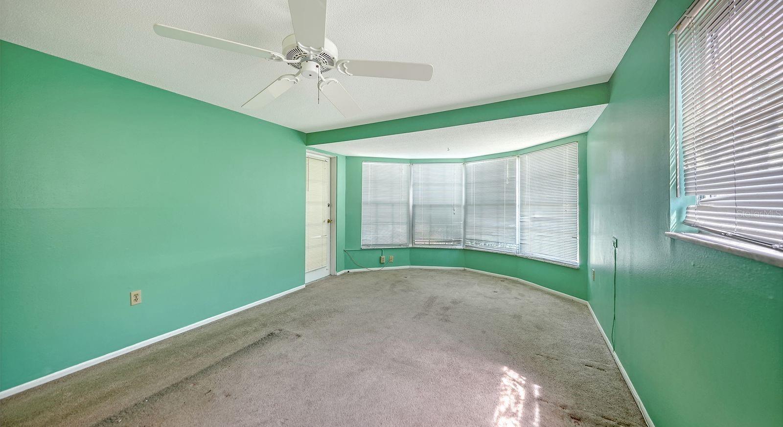 2822 SAFE HARBOR CIR, SARASOTA, FL, 34231