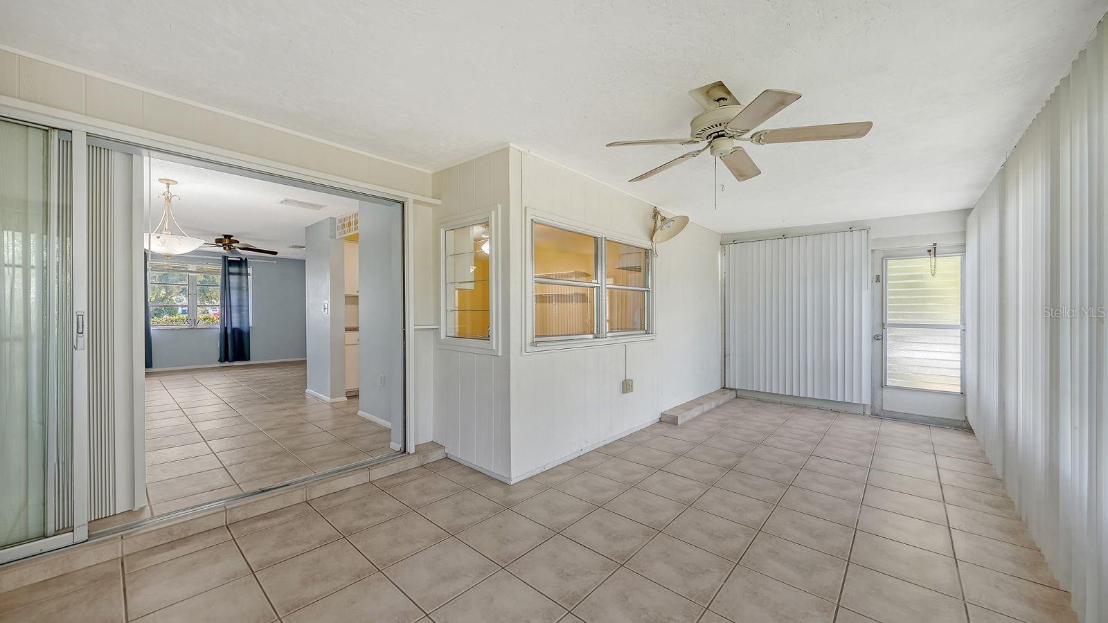 2822 SAFE HARBOR CIR, SARASOTA, FL, 34231