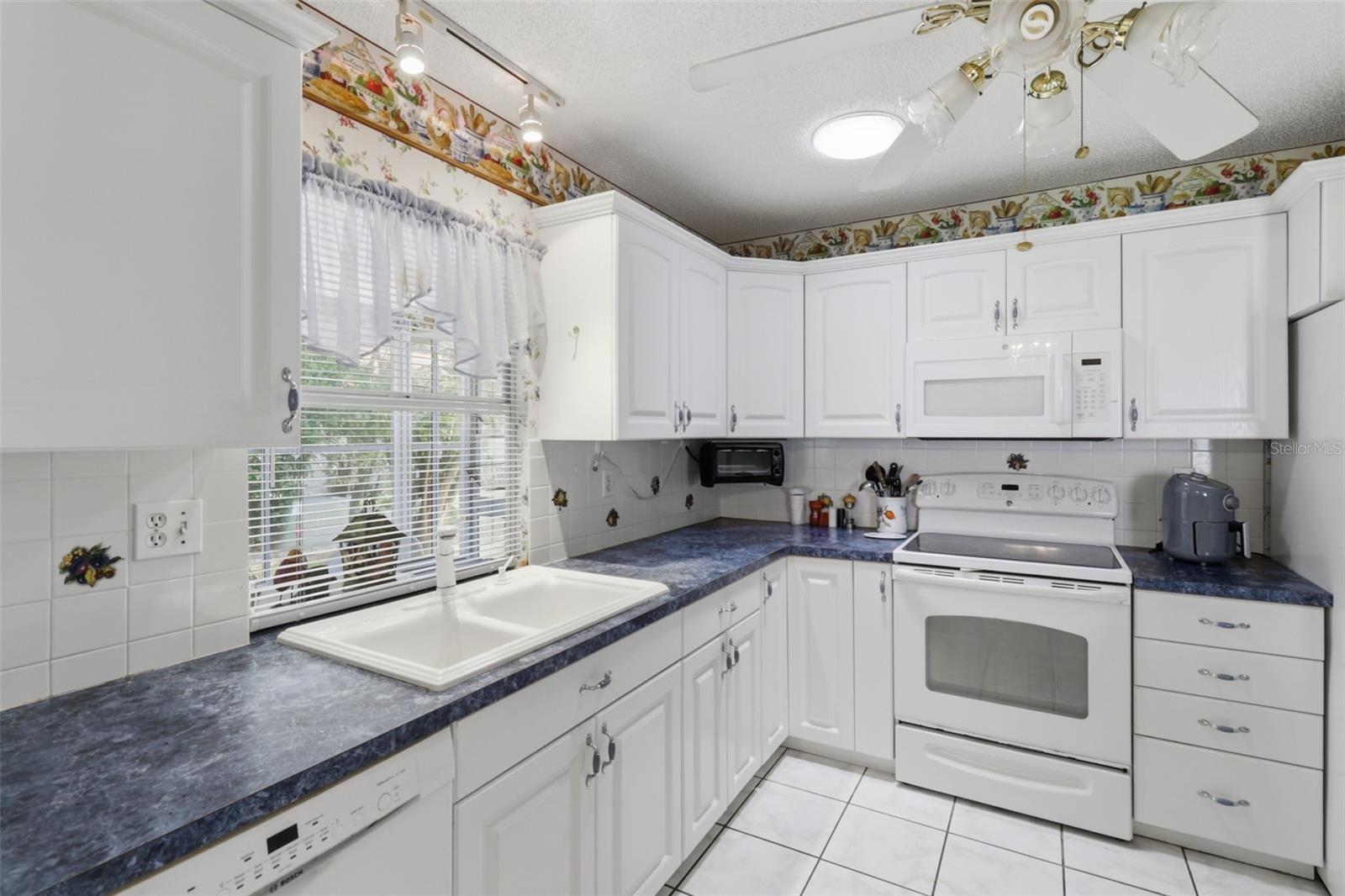 10600 SALAMANCA DR, PORT RICHEY, FL, 34668