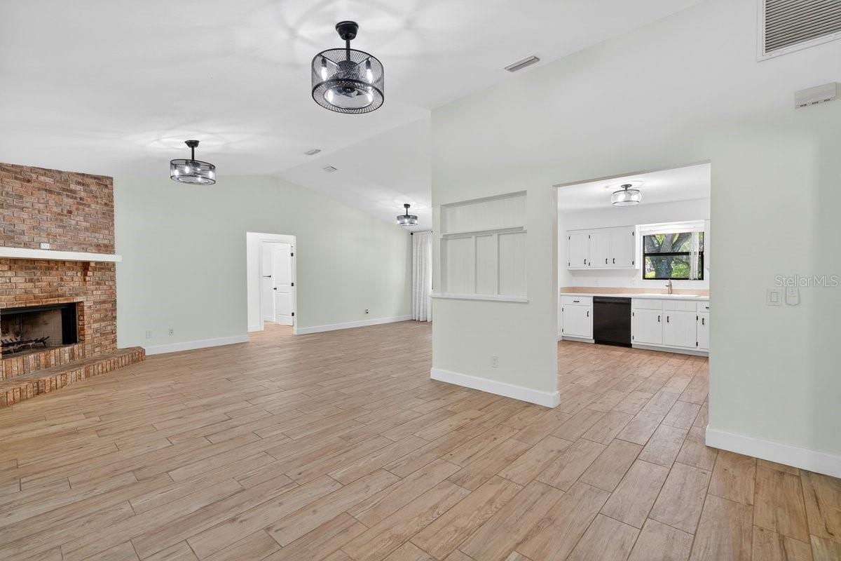 171 WILLIAM ST, EDGEWATER, FL, 32141