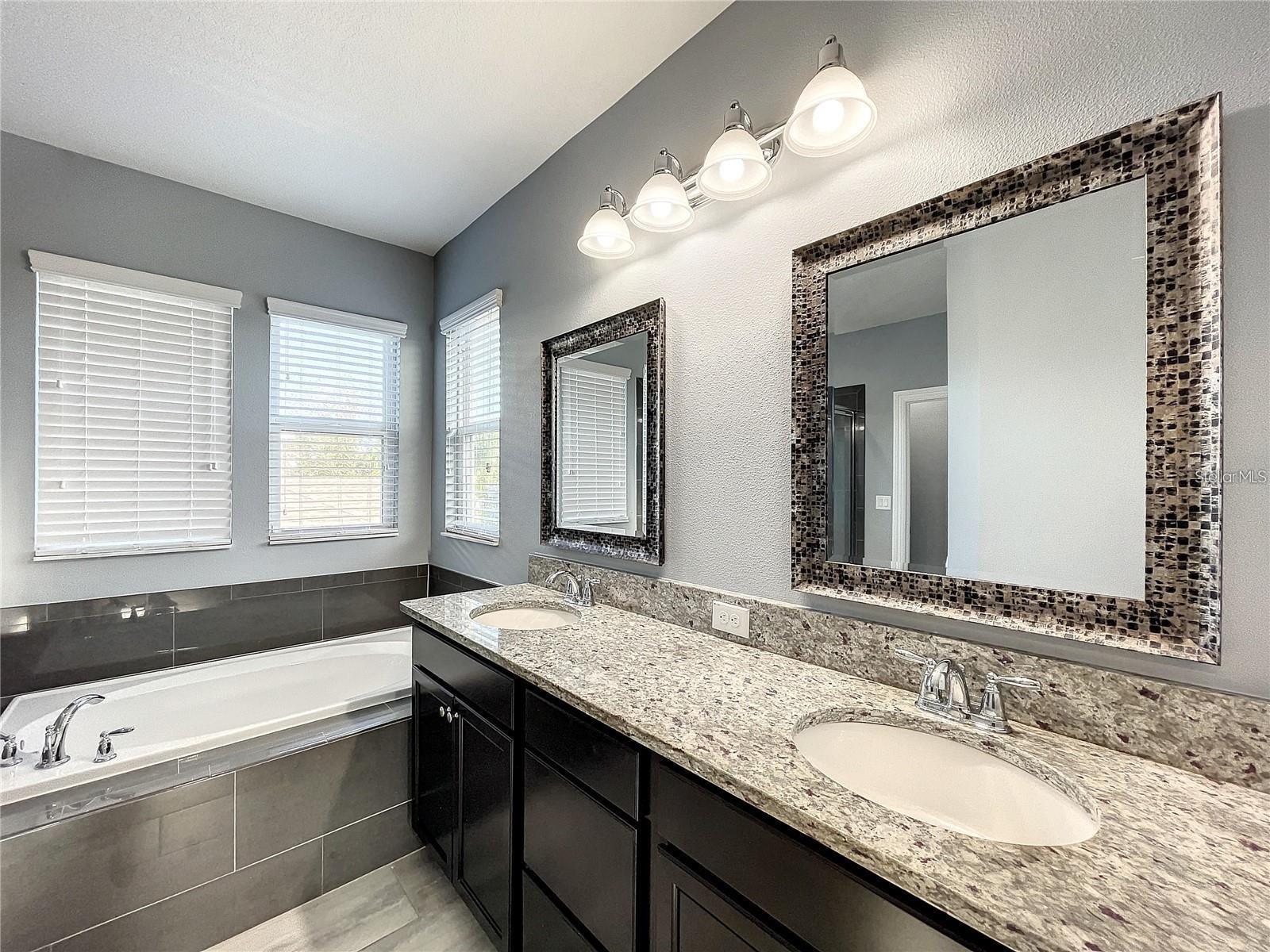 14322 PARKSIDE RIDGE WAY, LITHIA, FL, 33547