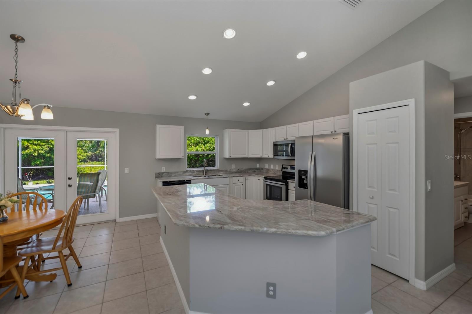 18100 ALEXANDER AVE, PORT CHARLOTTE, FL, 33954