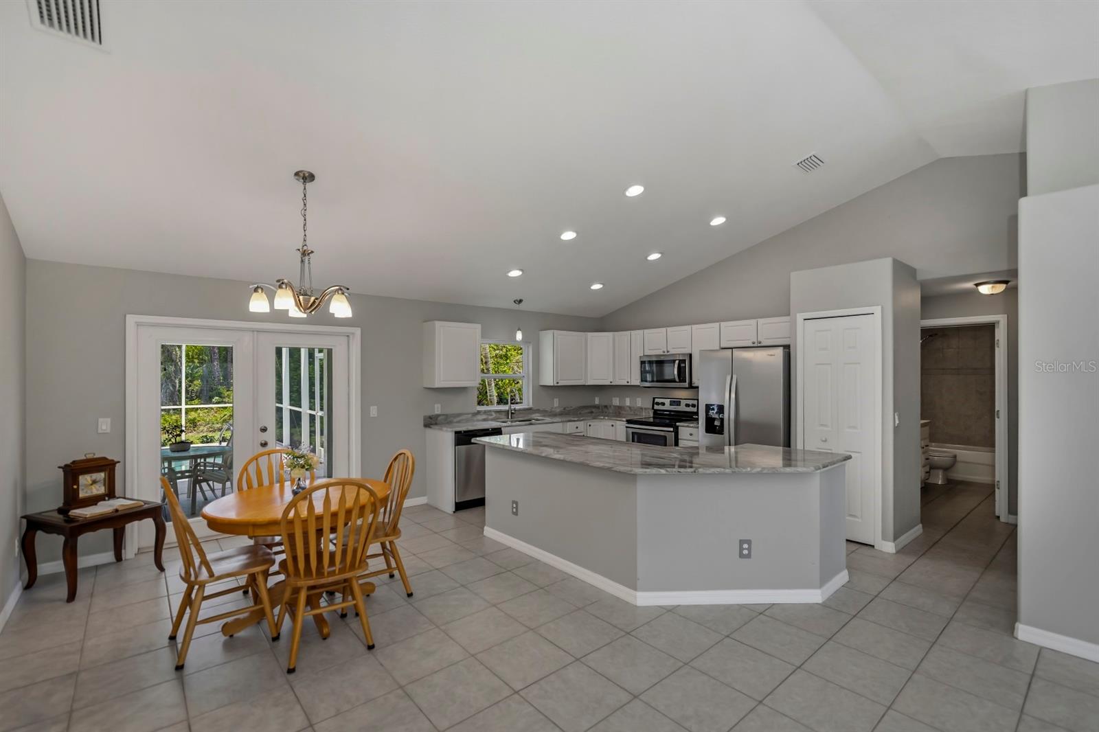 18100 ALEXANDER AVE, PORT CHARLOTTE, FL, 33954