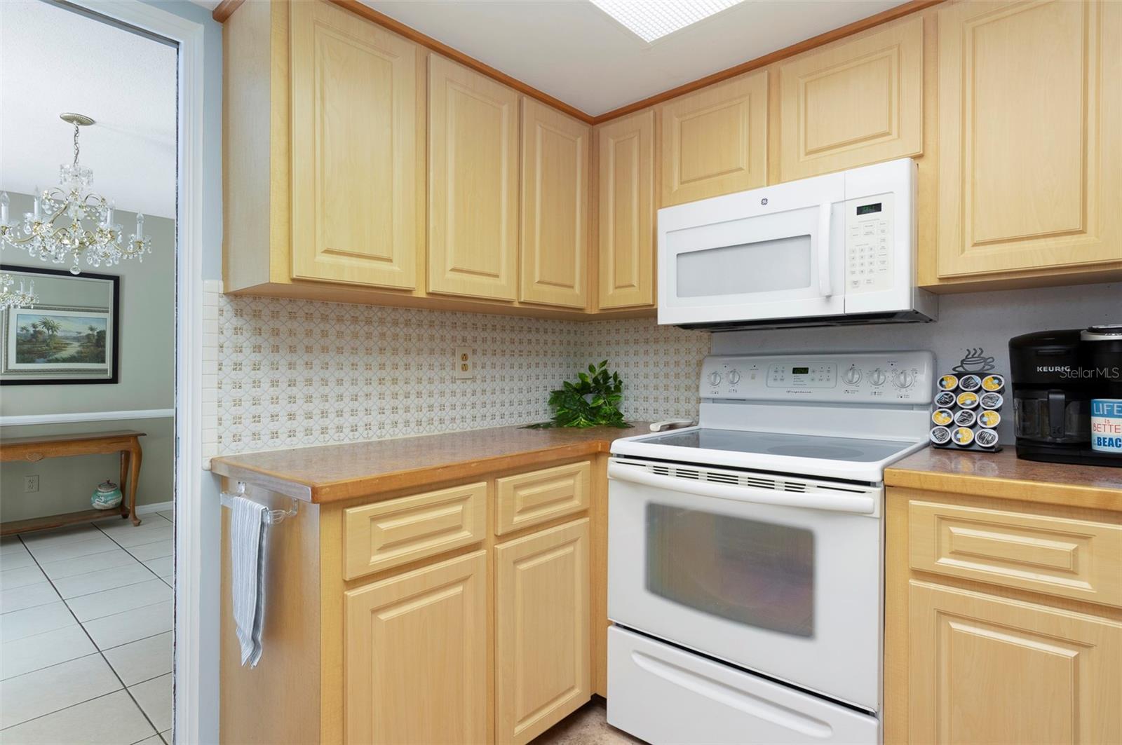 6743 16TH AVE N, ST PETERSBURG, FL, 33710