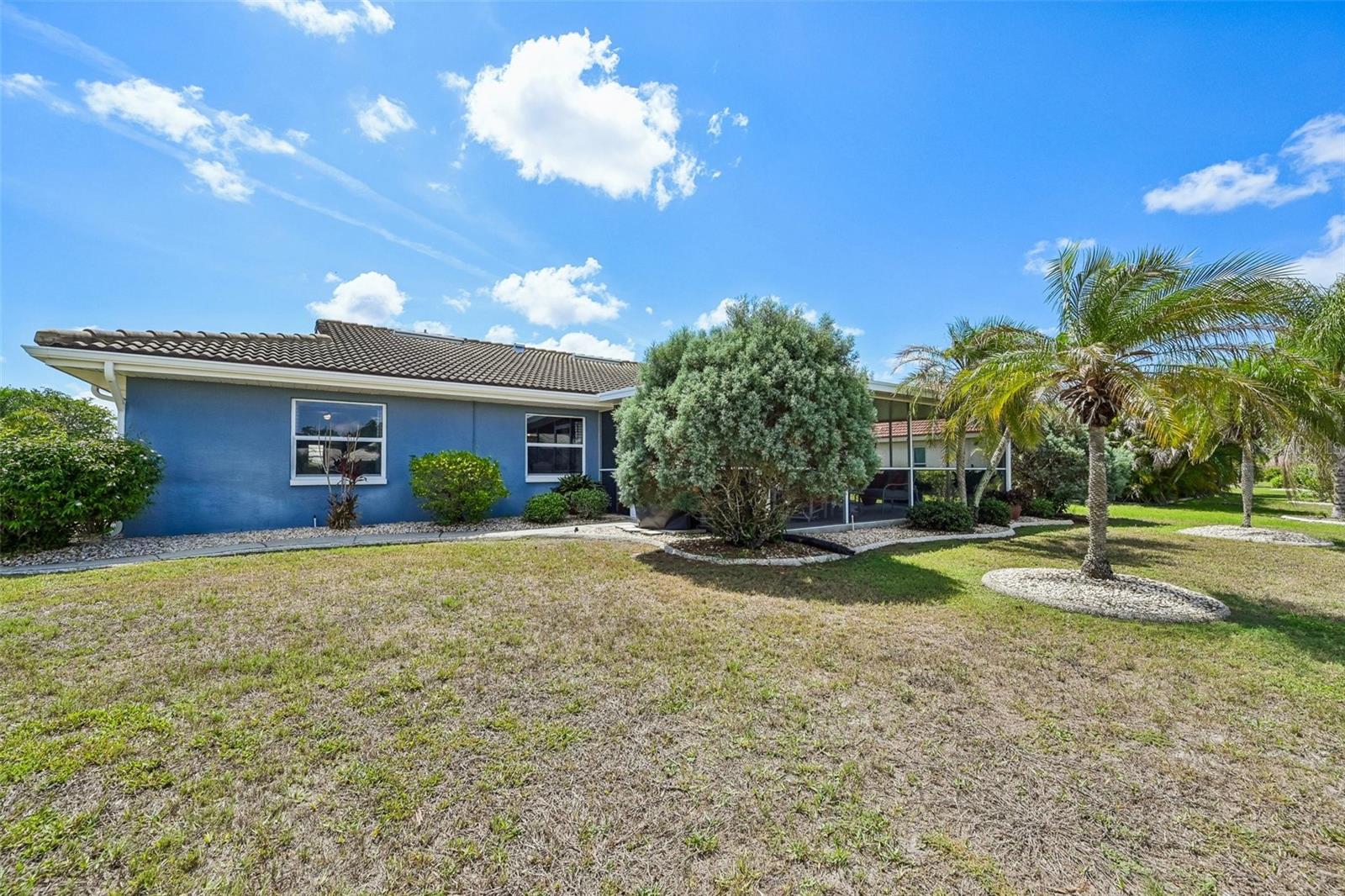 2025 NEW BEDFORD DR, SUN CITY CENTER, FL, 33573