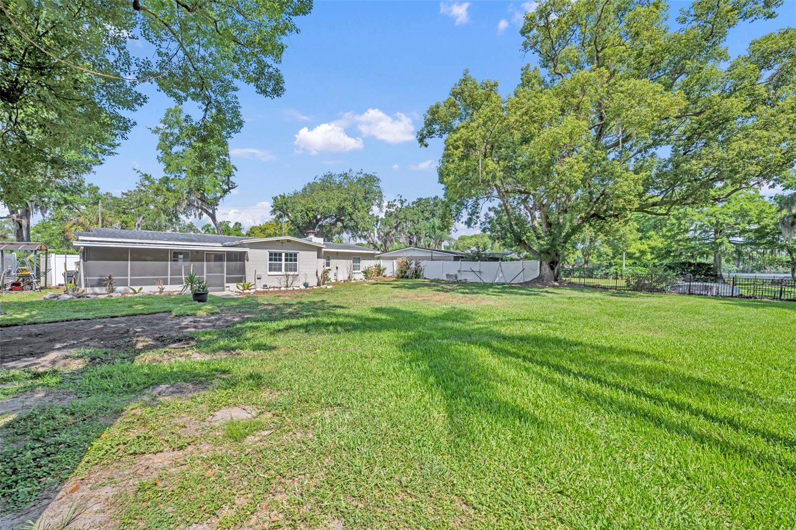 1009 LAKE BELL DR, WINTER PARK, FL, 32789