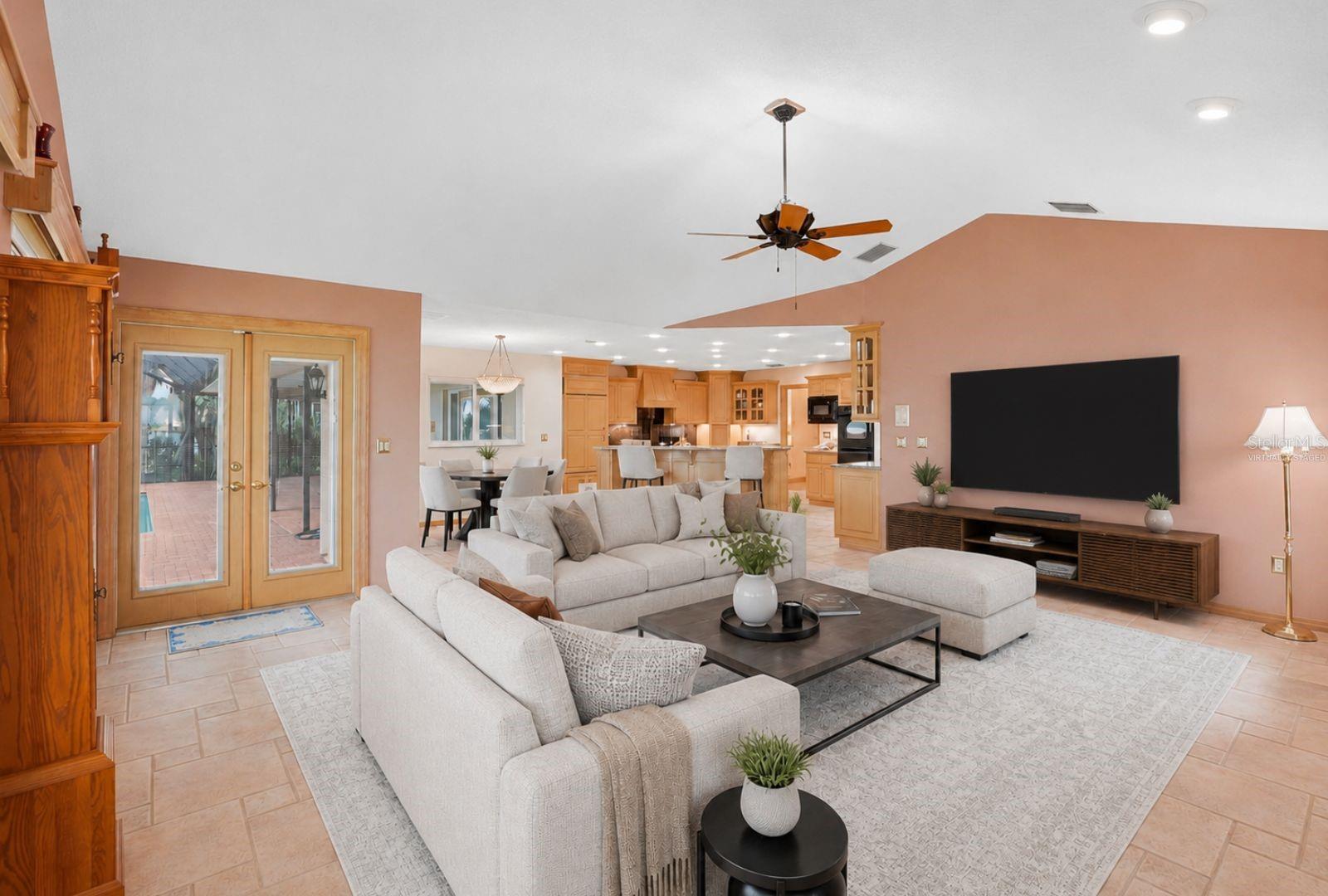 3493 SHORELINE CIR, PALM HARBOR, FL, 34684