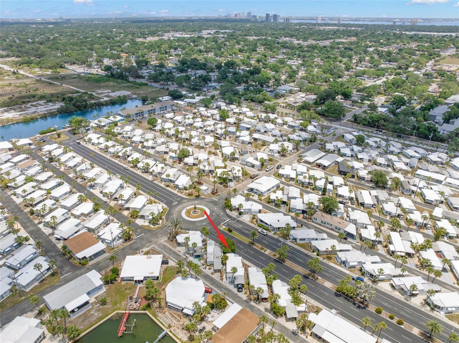 4851 W GANDY BLVD #B7L20, TAMPA, FL, 33611