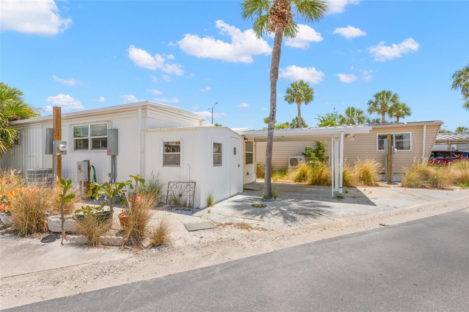 4851 W GANDY BLVD #B7L20, TAMPA, FL, 33611