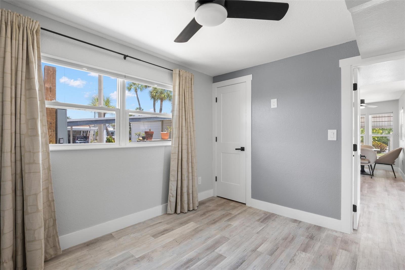 4851 W GANDY BLVD #B7L20, TAMPA, FL, 33611