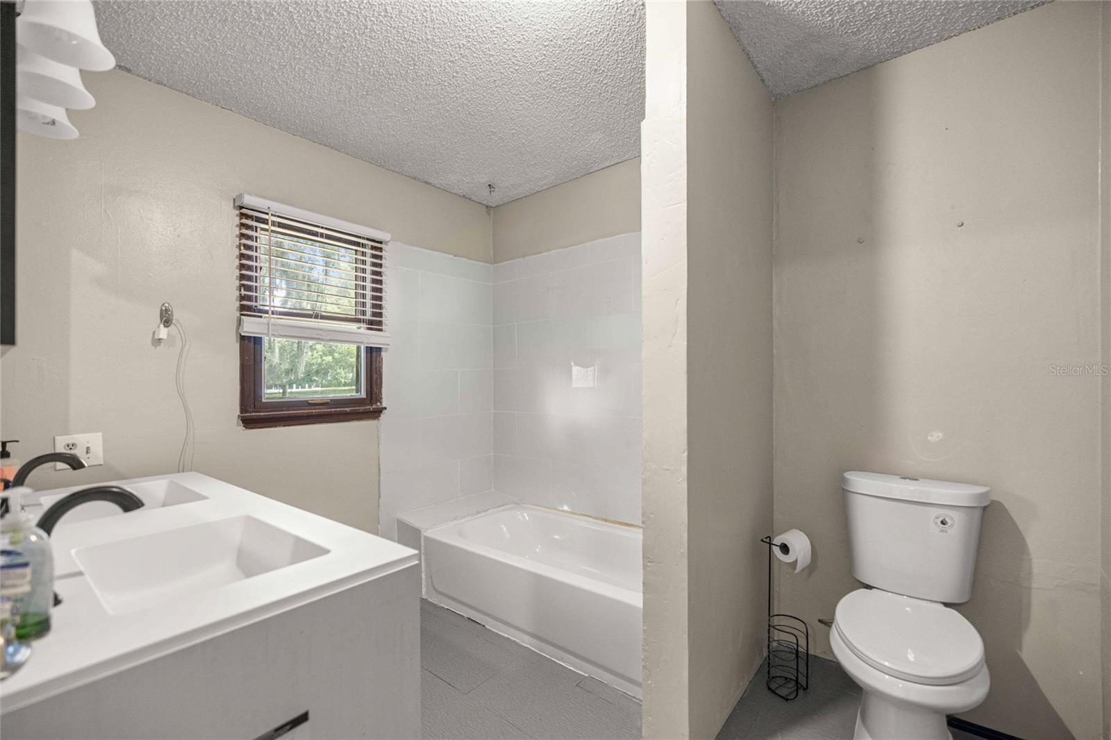 12670 N US HIGHWAY 27, OCALA, FL, 34482