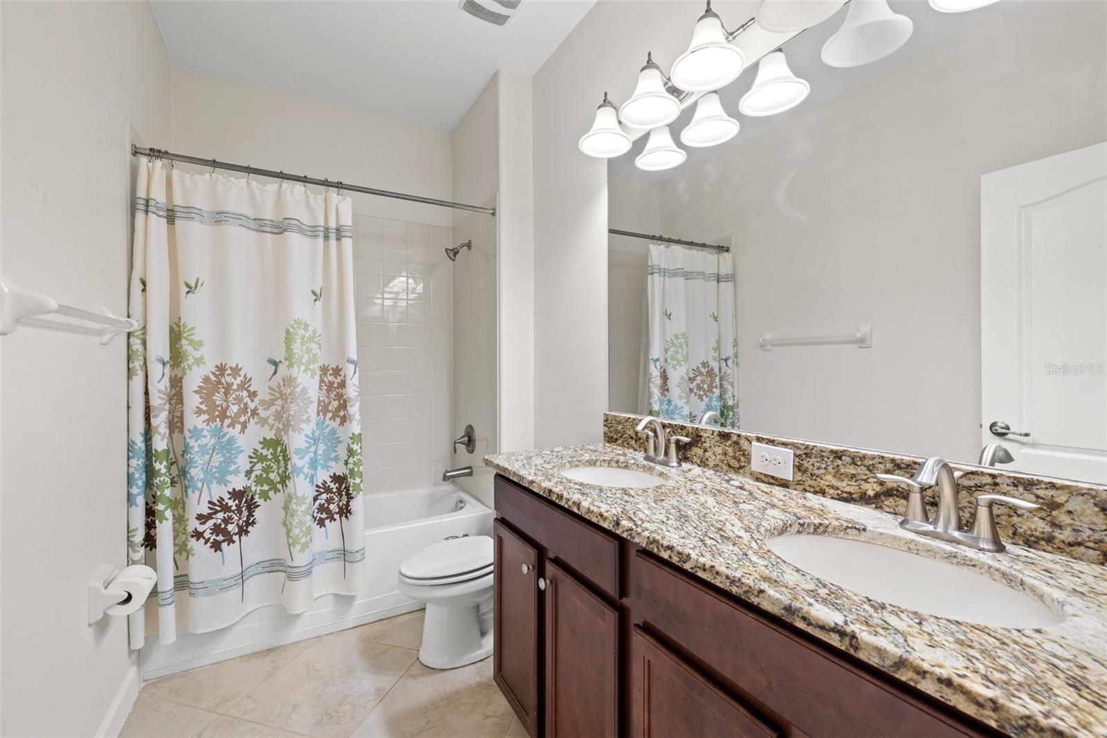 19476 PADDOCK VIEW DR, TAMPA, FL, 33647